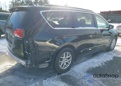 2020 Chrysler Voyager Lxi из США, поврежденный, VIN 2C4RC1DG9LR172002